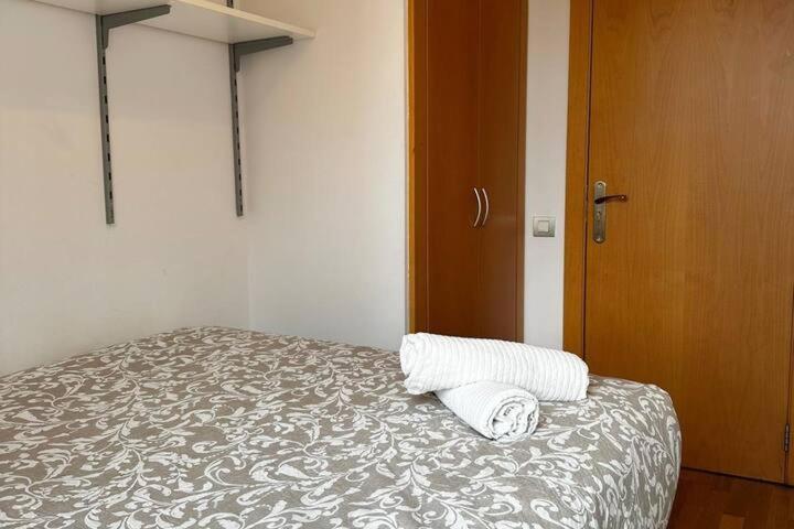Private Rooms Near Las Ramblas Barcelona Exteriör bild